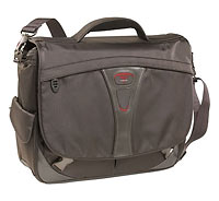 tumi messenger